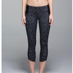 Lululemon Just Breathe Gray & Back Leopard Print Mesh Panel Crop Legging 4